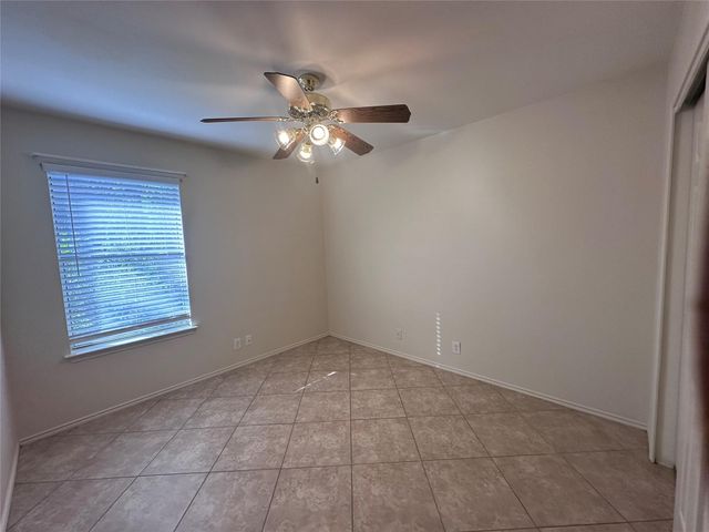 605 Blair Ave, Bastrop, TX 78602
