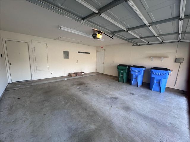 605 Blair Ave, Bastrop, TX 78602