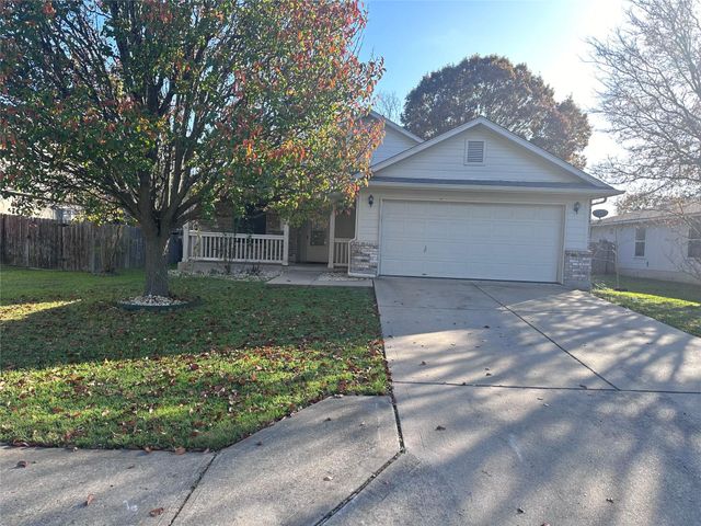 605 Blair Ave, Bastrop, TX 78602