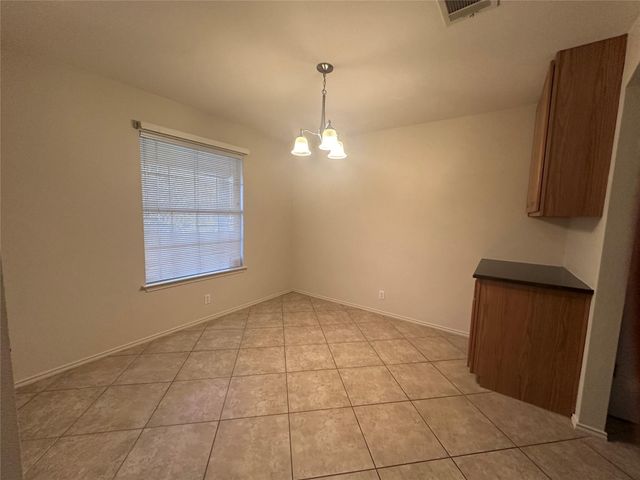 605 Blair Ave, Bastrop, TX 78602