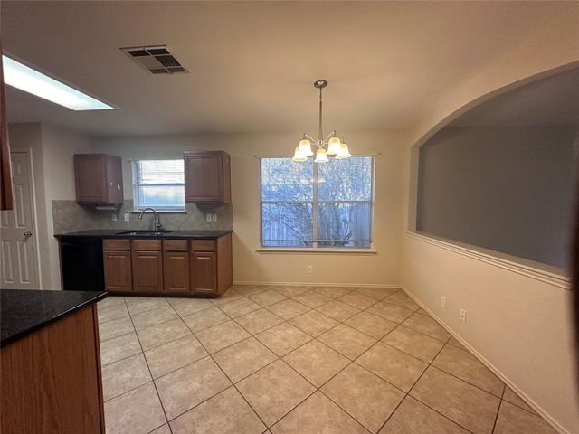 605 Blair Ave, Bastrop, TX 78602