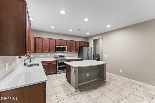 15864 W LAUREL Lane, Surprise, AZ 85379