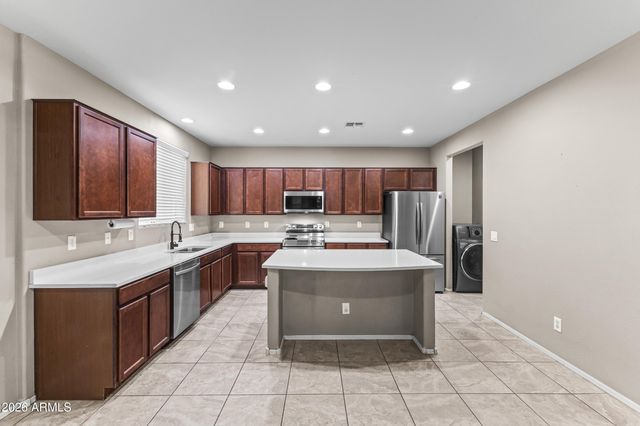 15864 W LAUREL Lane, Surprise, AZ 85379