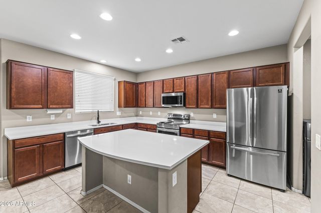 15864 W LAUREL Lane, Surprise, AZ 85379