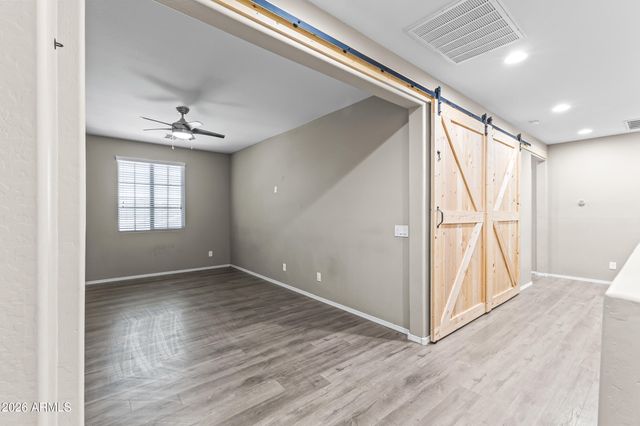 15864 W LAUREL Lane, Surprise, AZ 85379