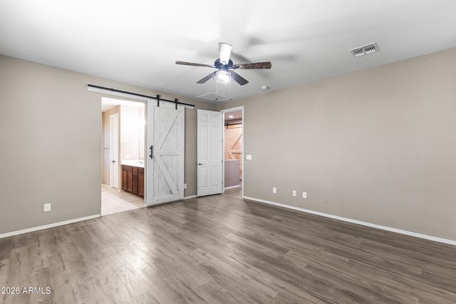 15864 W LAUREL Lane, Surprise, AZ 85379