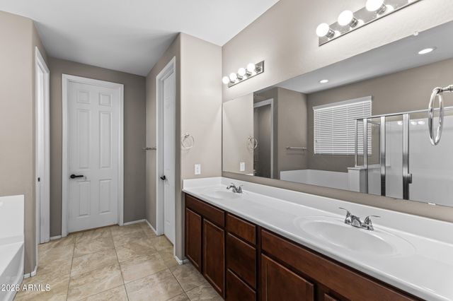 15864 W LAUREL Lane, Surprise, AZ 85379