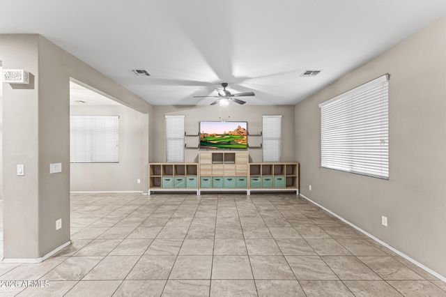 15864 W LAUREL Lane, Surprise, AZ 85379