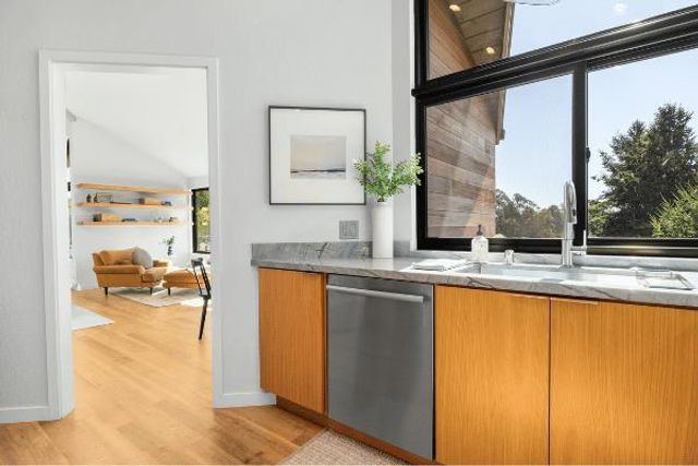 110 Mountain Way, Santa Cruz, CA 95060