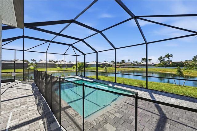 15729 Raveneli CT, Fort Myers, FL 33908