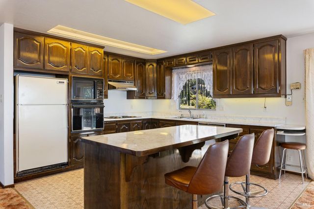 3155 E State Hwy 20 Hwy, Nice, CA 95464