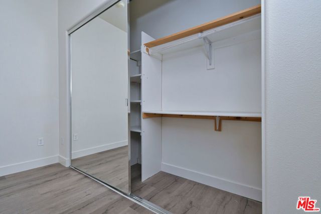 8800 Etiwanda Avenue 7, Northridge (los Angeles), CA 91325