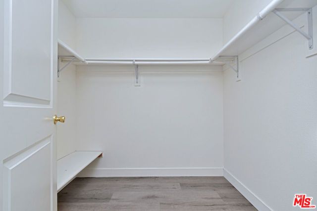 8800 Etiwanda Avenue 7, Northridge (los Angeles), CA 91325