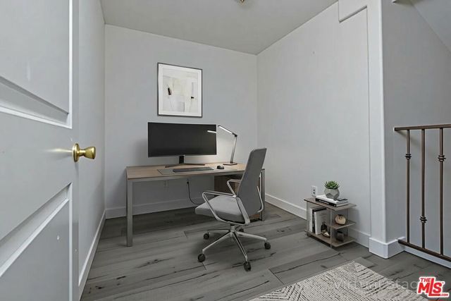 8800 Etiwanda Avenue 7, Northridge (los Angeles), CA 91325