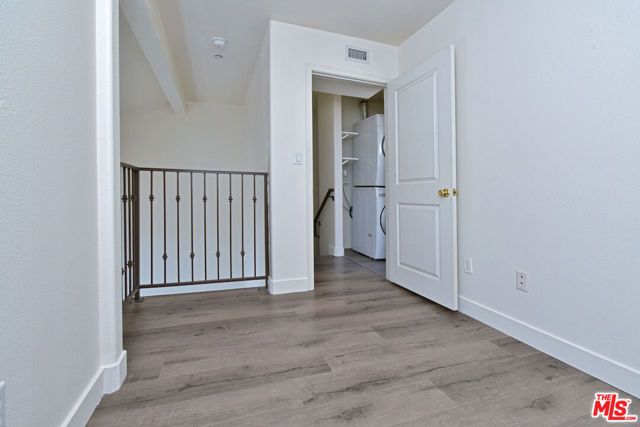 8800 Etiwanda Avenue 7, Northridge (los Angeles), CA 91325