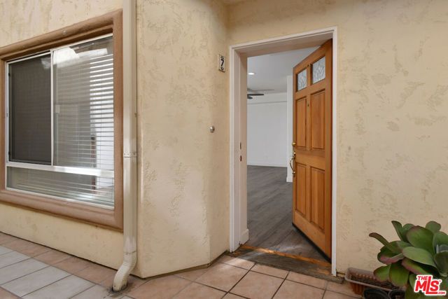 8800 Etiwanda Avenue 7, Northridge (los Angeles), CA 91325