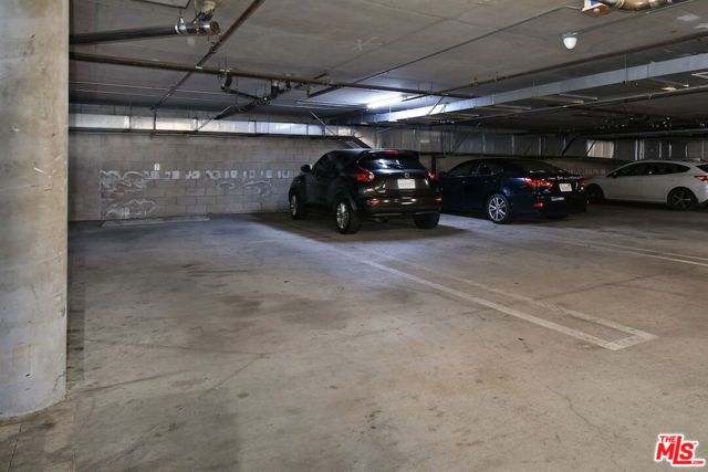 8800 Etiwanda Avenue 7, Northridge (los Angeles), CA 91325