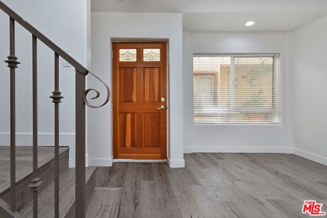 8800 Etiwanda Avenue 7, Northridge (los Angeles), CA 91325