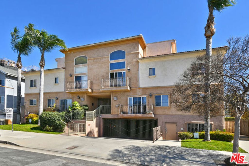 8800 Etiwanda Avenue 7, Northridge (los Angeles), CA 91325