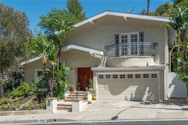17092 Escalon, Encino, CA 91436