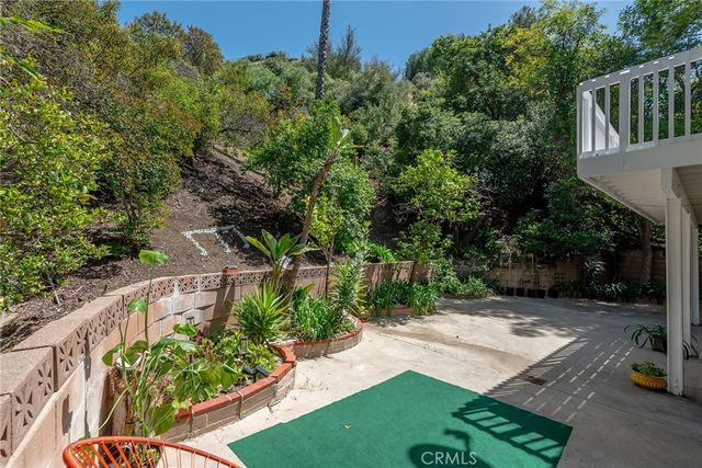 17092 Escalon, Encino, CA 91436