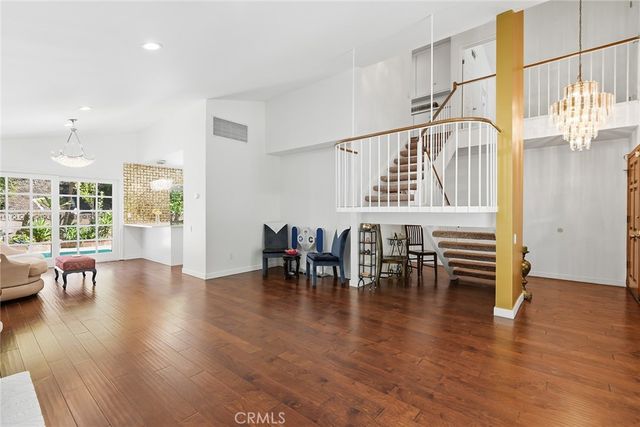 17092 Escalon, Encino, CA 91436