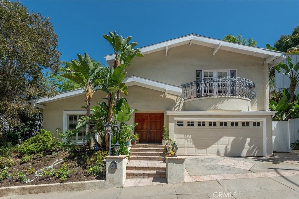 17092 Escalon, Encino, CA 91436