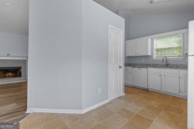 2262 COBB CREEK Drive, Decatur, GA 30032