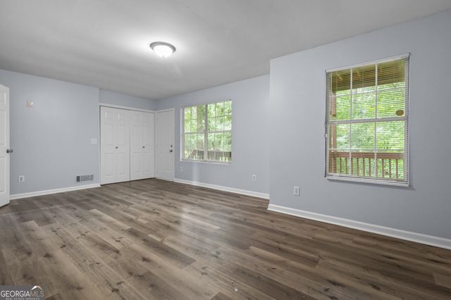 2262 COBB CREEK Drive, Decatur, GA 30032