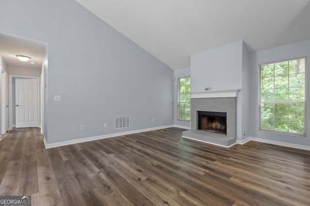 2262 COBB CREEK Drive, Decatur, GA 30032