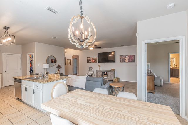 405 Calder Lane, Ponder, TX 76259