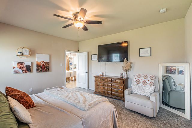 405 Calder Lane, Ponder, TX 76259