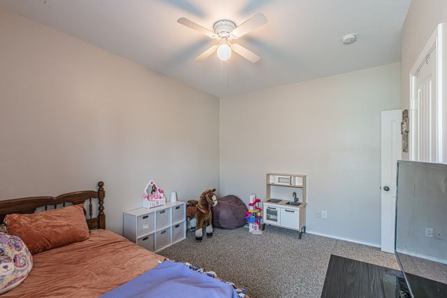405 Calder Lane, Ponder, TX 76259