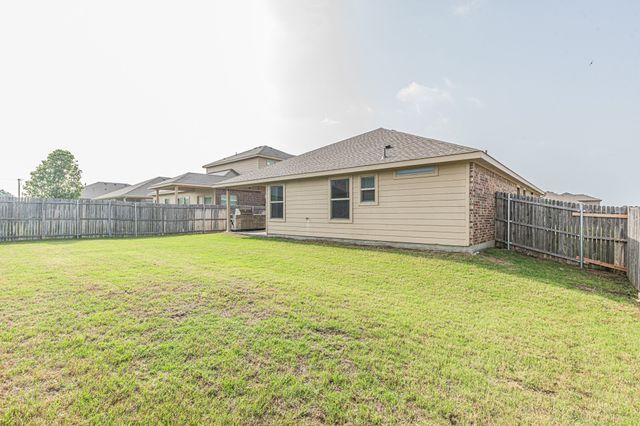 405 Calder Lane, Ponder, TX 76259