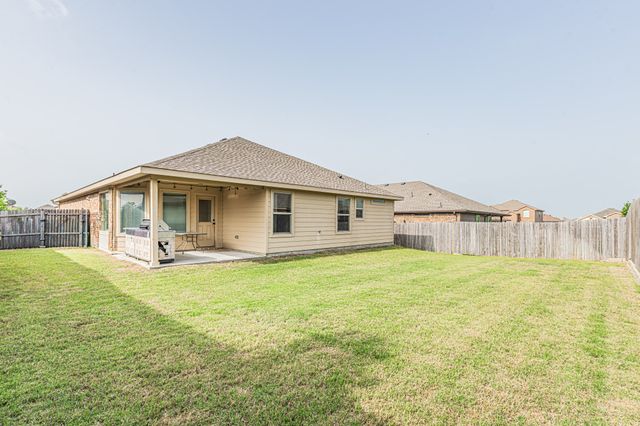 405 Calder Lane, Ponder, TX 76259