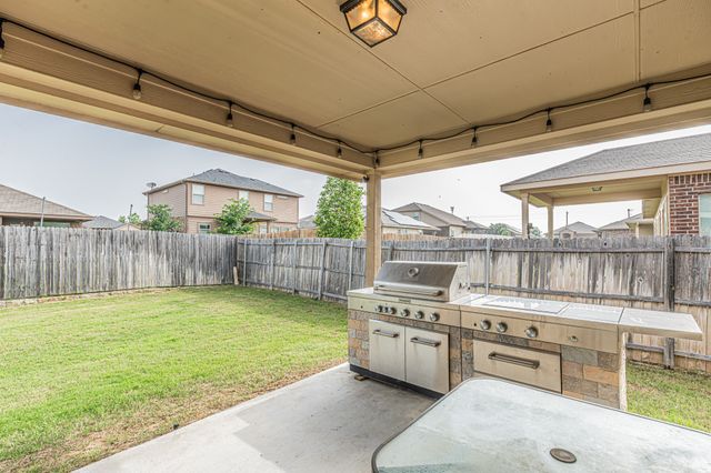 405 Calder Lane, Ponder, TX 76259