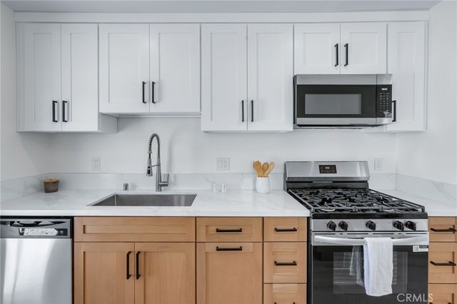 20717 Raymond Avenue, Torrance, CA 90502