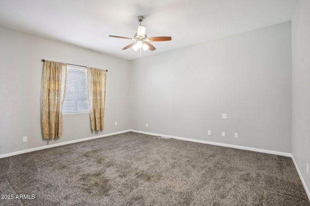 702 W Why Worry Lane, Phoenix, AZ 85021