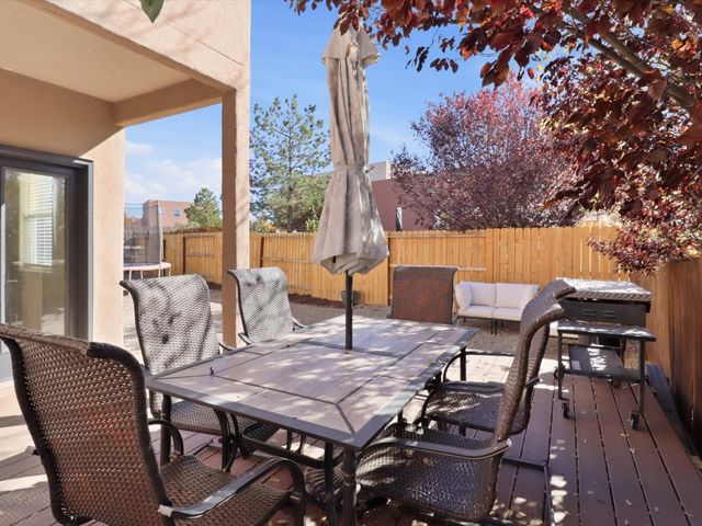 4001 Montana Verde, Santa Fe, NM 87507