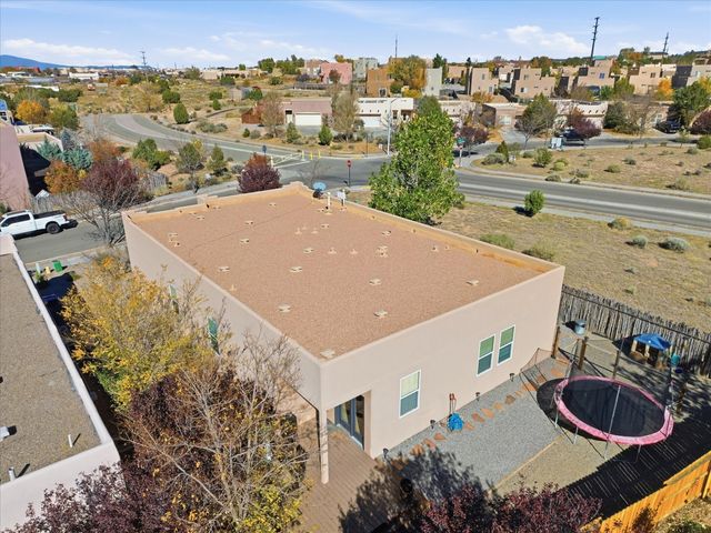 4001 Montana Verde, Santa Fe, NM 87507