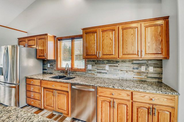 3319 45th Avenue S, Fargo, ND 58104