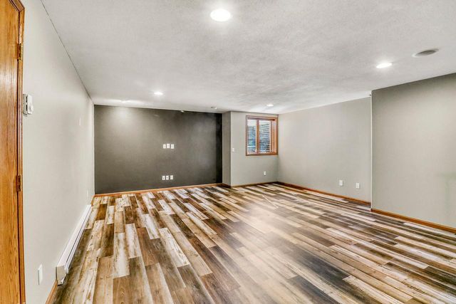 3319 45th Avenue S, Fargo, ND 58104