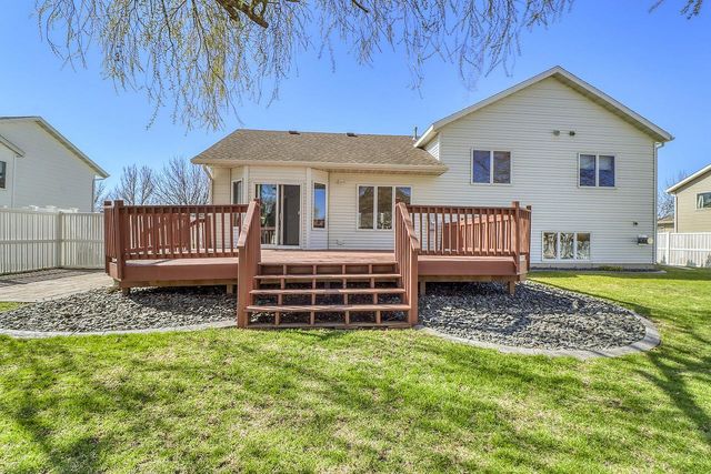 3319 45th Avenue S, Fargo, ND 58104