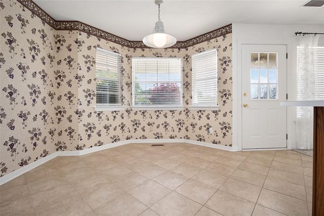 336 Lariat Circle, Edmond, OK 73003