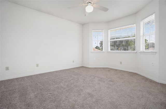 336 Lariat Circle, Edmond, OK 73003