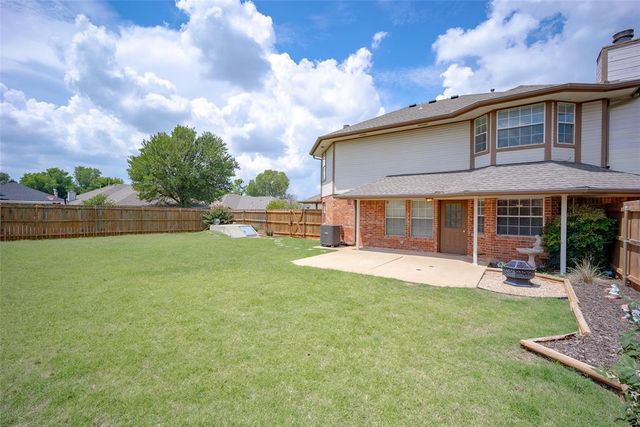 336 Lariat Circle, Edmond, OK 73003