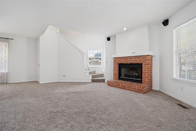 336 Lariat Circle, Edmond, OK 73003