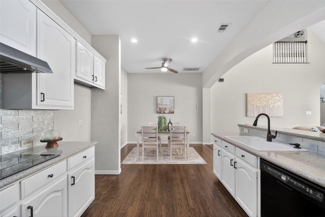 3215 Ricci Lane, Irving, TX 75062