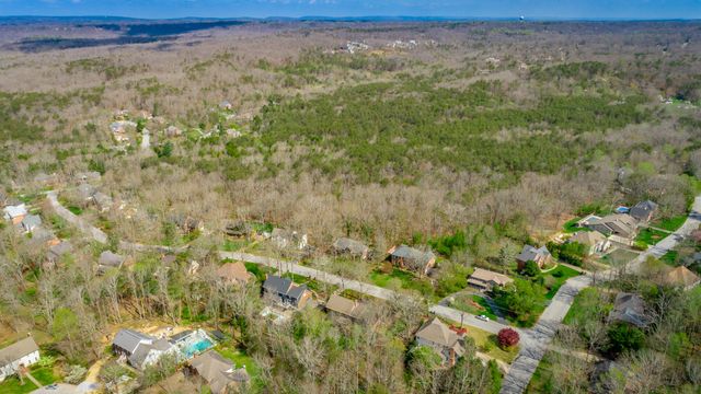 4 Northfield Road, Signal Mountain, TN 37377