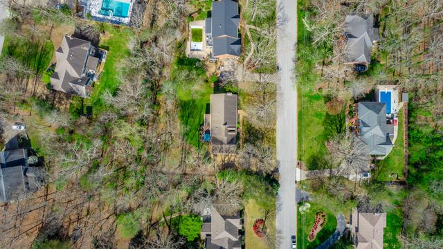 4 Northfield Road, Signal Mountain, TN 37377